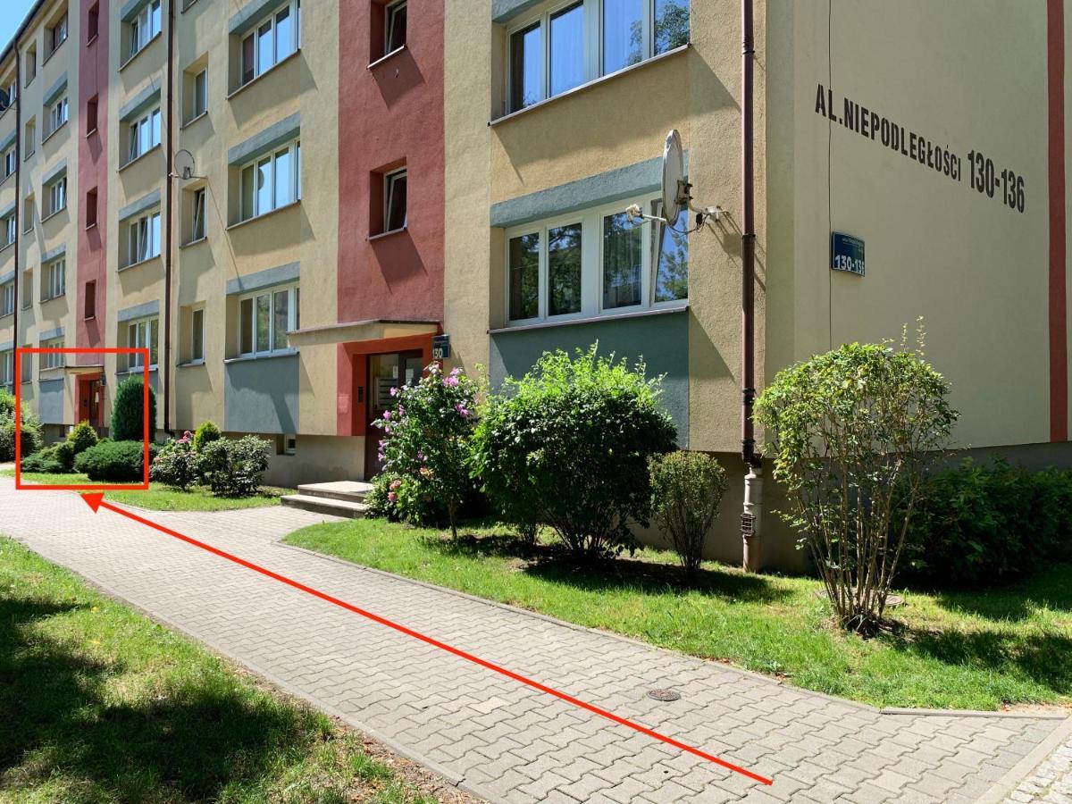 Apartament Mały Kwadrat Tychy Zewnętrze zdjęcie